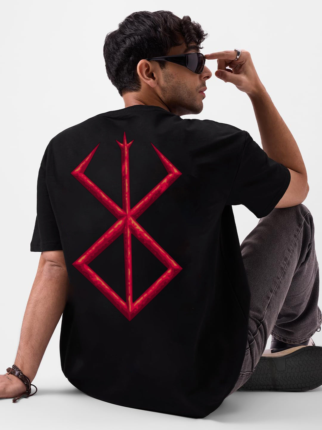 BERSERK OVERSIZED 240 GSM UNISEX BLACK TSHIRT - INDIE APES